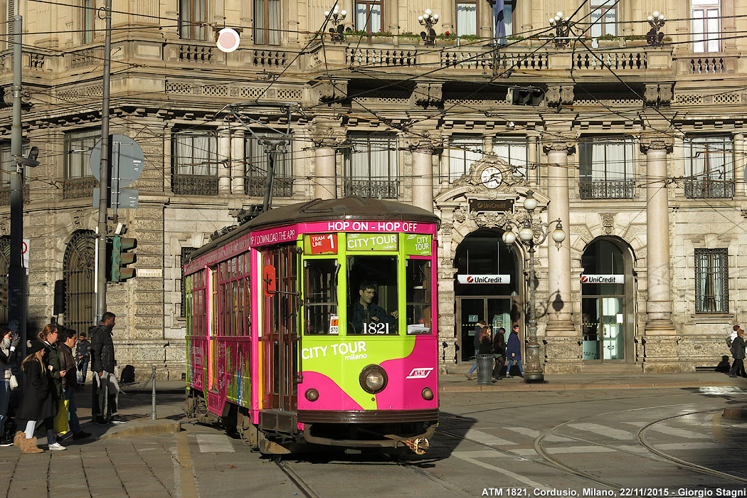 I colori dell'autunno in tram - Cordusio.