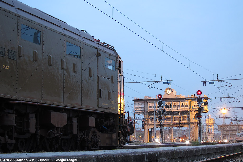 Elettrotreni a Milano Centrale (2013) - E.428.202.