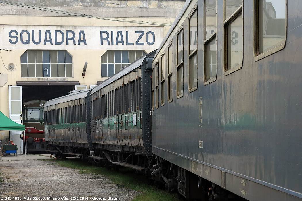 Squadra Rialzo - Milano Centrale - Squadra Rialzo.