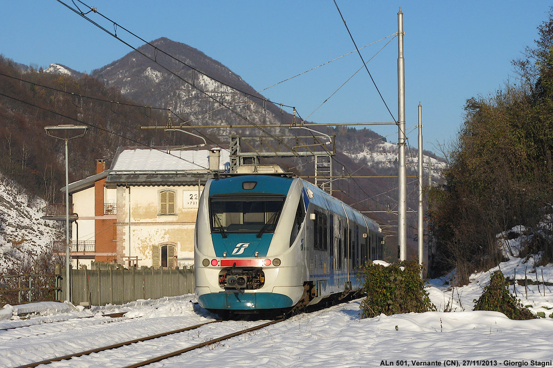 Cuneo-Ventimiglia: l'inverno 2013 - Vernante.
