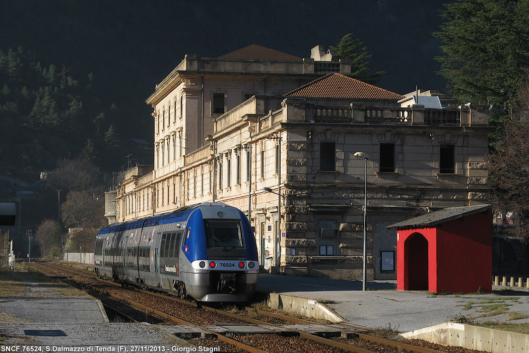 Cuneo-Ventimiglia: l'inverno 2013 - S.Dalmazzo di Tenda.