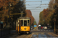 I colori dell'autunno in tram - Corso Sempione.