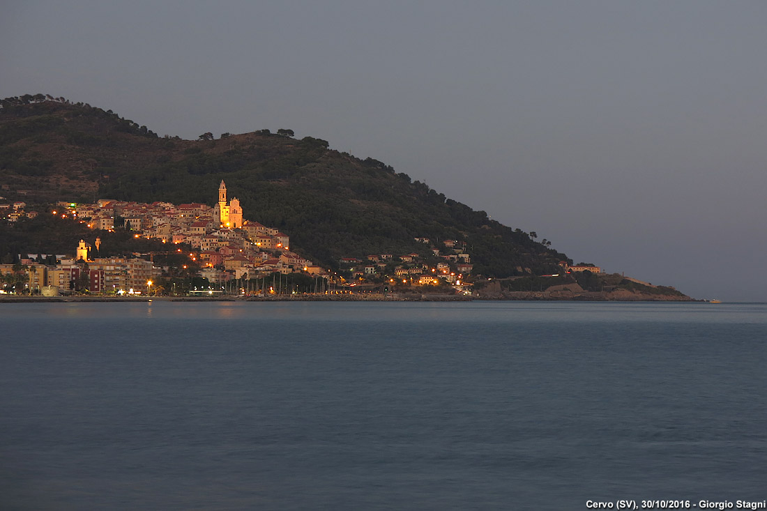 Riviera dei Fiori, l'ultimo binario. - Cervo.
