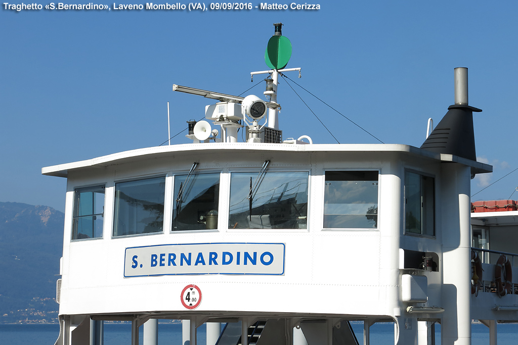 Laveno-Intra: i ferry boat - 