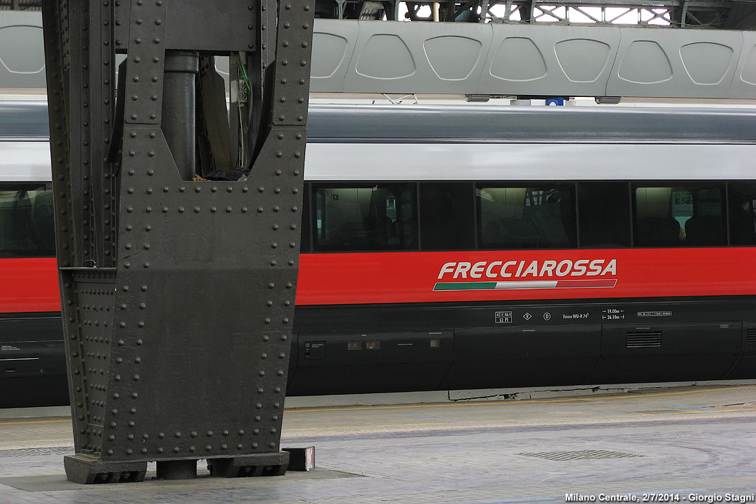 Milano Centrale - Milano Centrale.