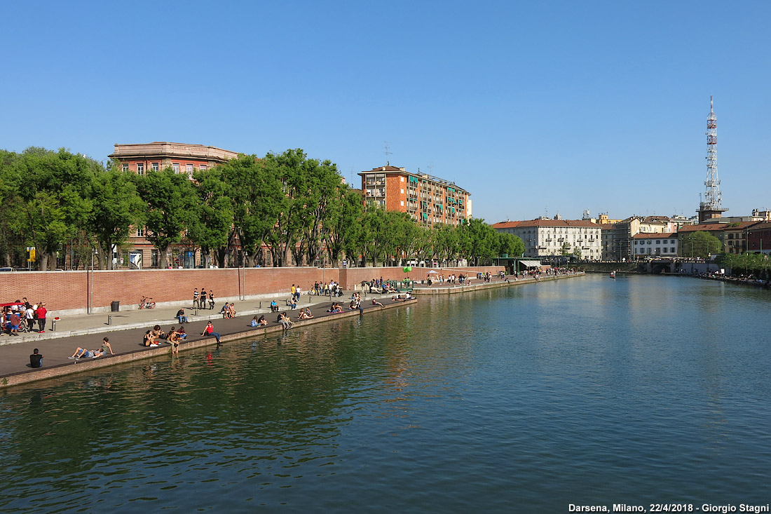 Dai Navigli alle periferie - Darsena.