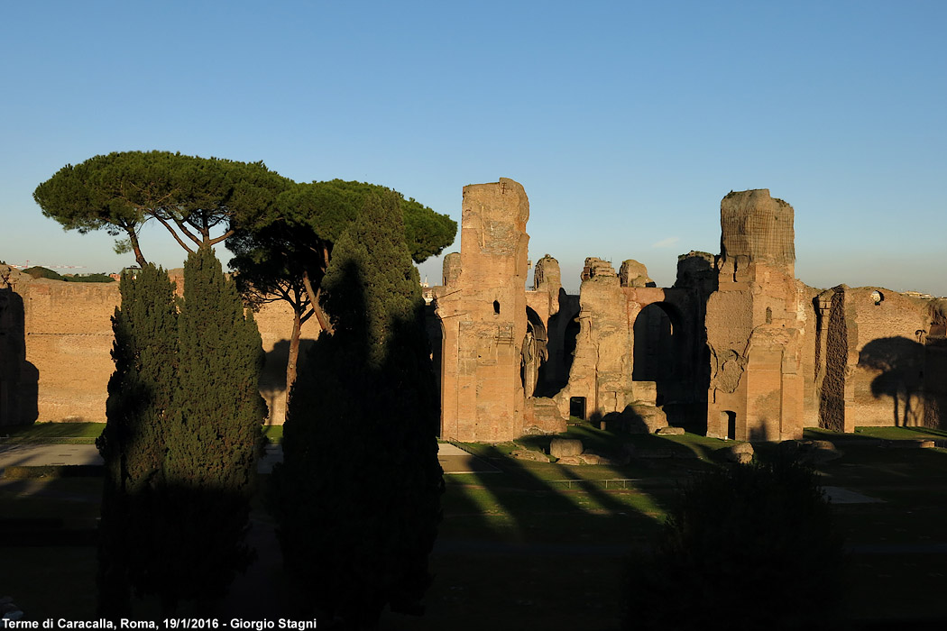 Scende la sera d'inverno - Terme di Caracalla.