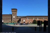 Primo maggio a Milano - Castello Sforzesco.