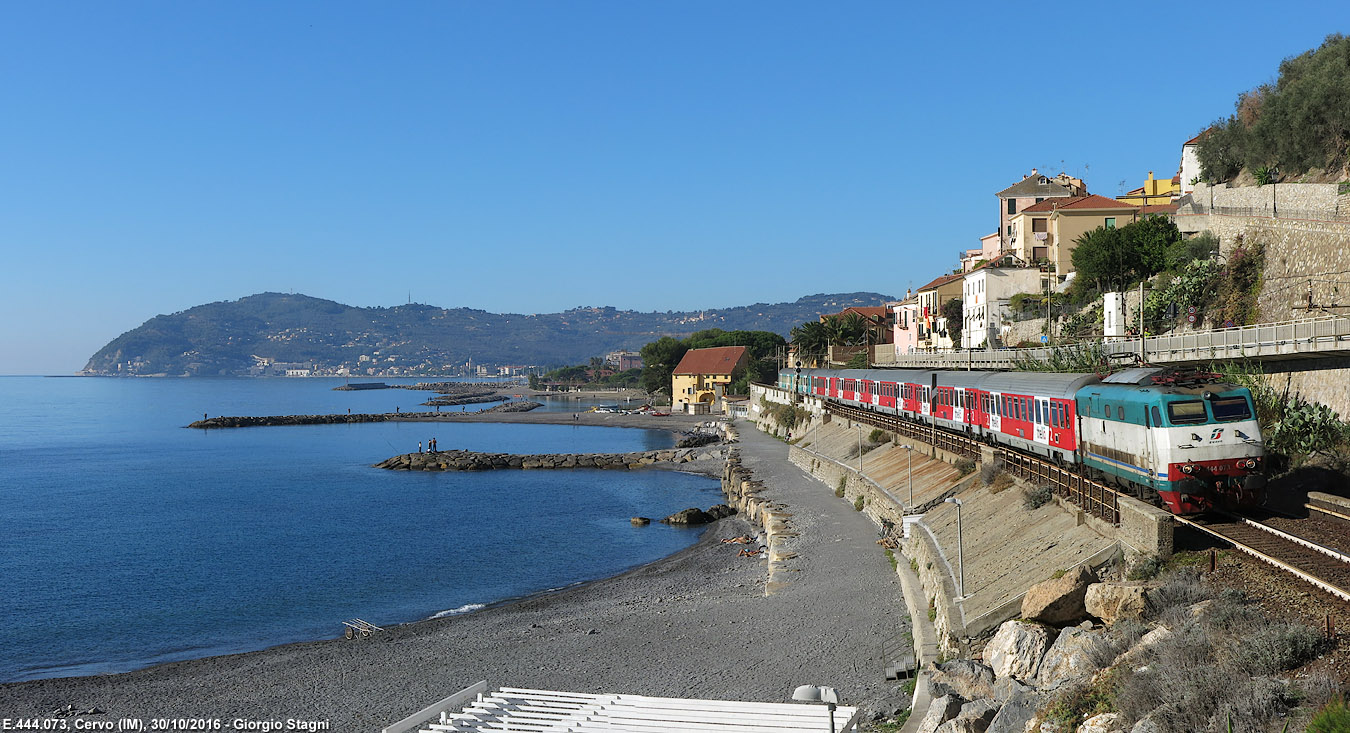 Riviera dei Fiori, l'ultimo binario. - Cervo.