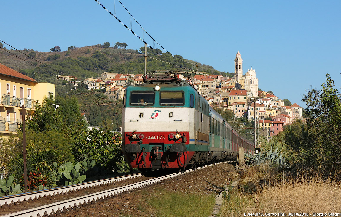 Riviera dei Fiori, l'ultimo binario. - Cervo.
