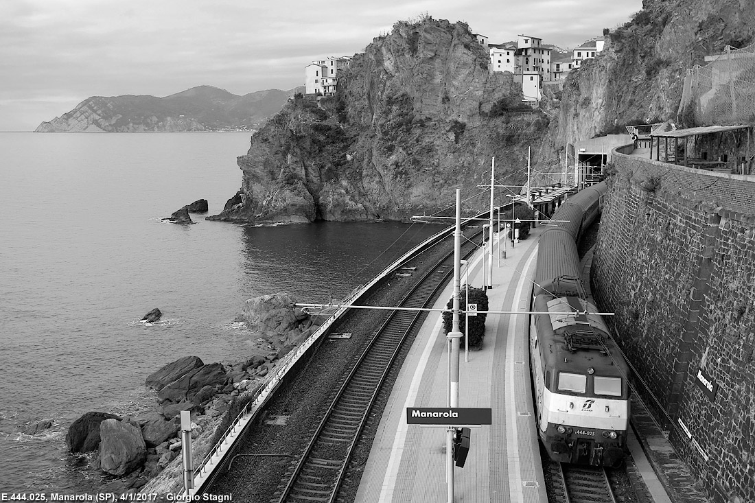 Riviera. - Manarola.