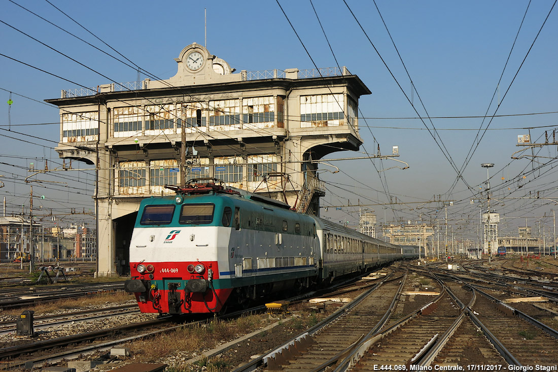 Dall'ultima stagione delle E.444 ad oggi - Milano Centrale.