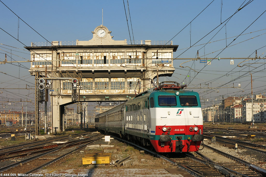 Dall'ultima stagione delle E.444 ad oggi - Milano Centrale.