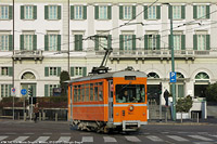 La 705 arancio - V.le Monte Grappa.