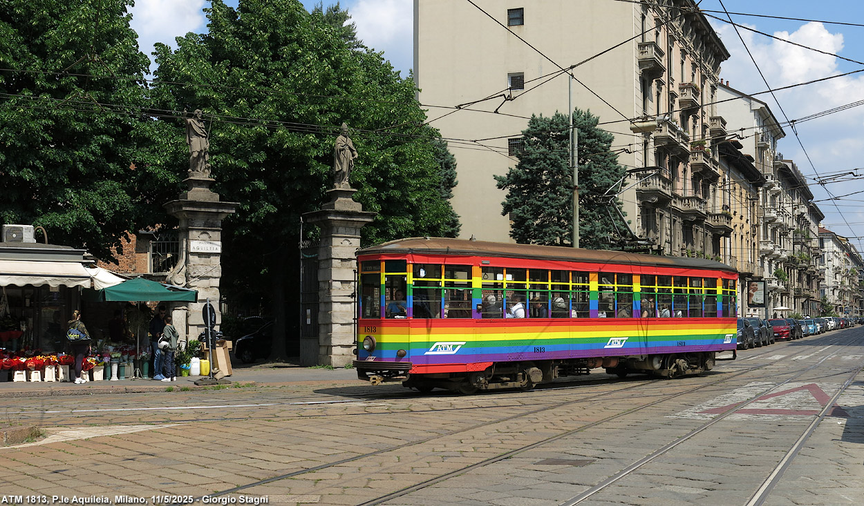 Tram 2025, molto colorati - P.le Aquileia.
