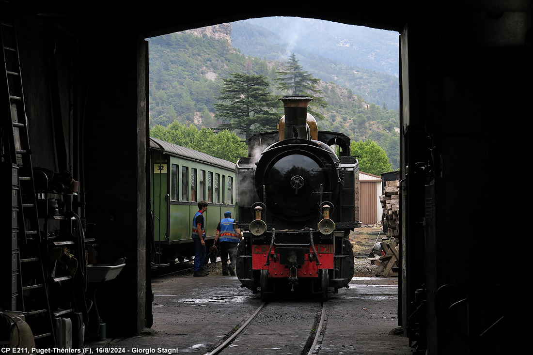 Vapore sulla Nizza-Digne - Puget-Th�niers.