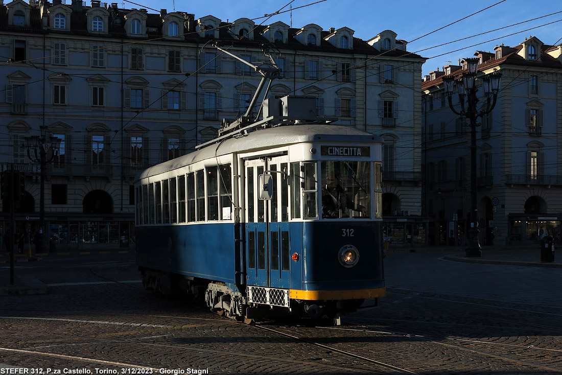 Il Trolley Festival - P.za Castello.