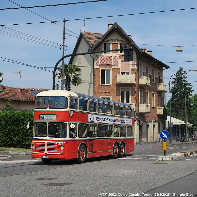 Il bus a due piani - Corso Casale.