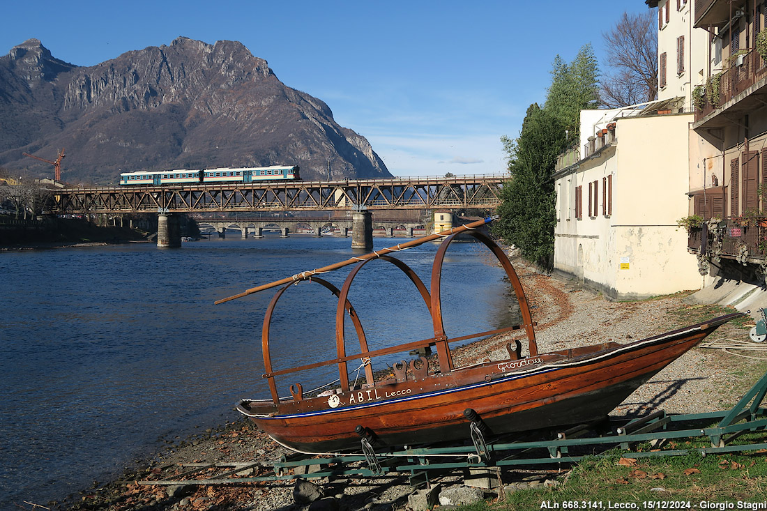 Azzurro sulla Como-Lecco - Lecco.