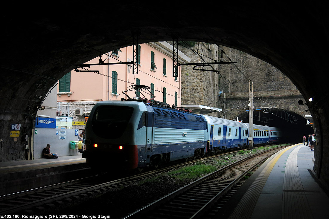 Il nuovo Treno Azzurro - Riomaggiore.