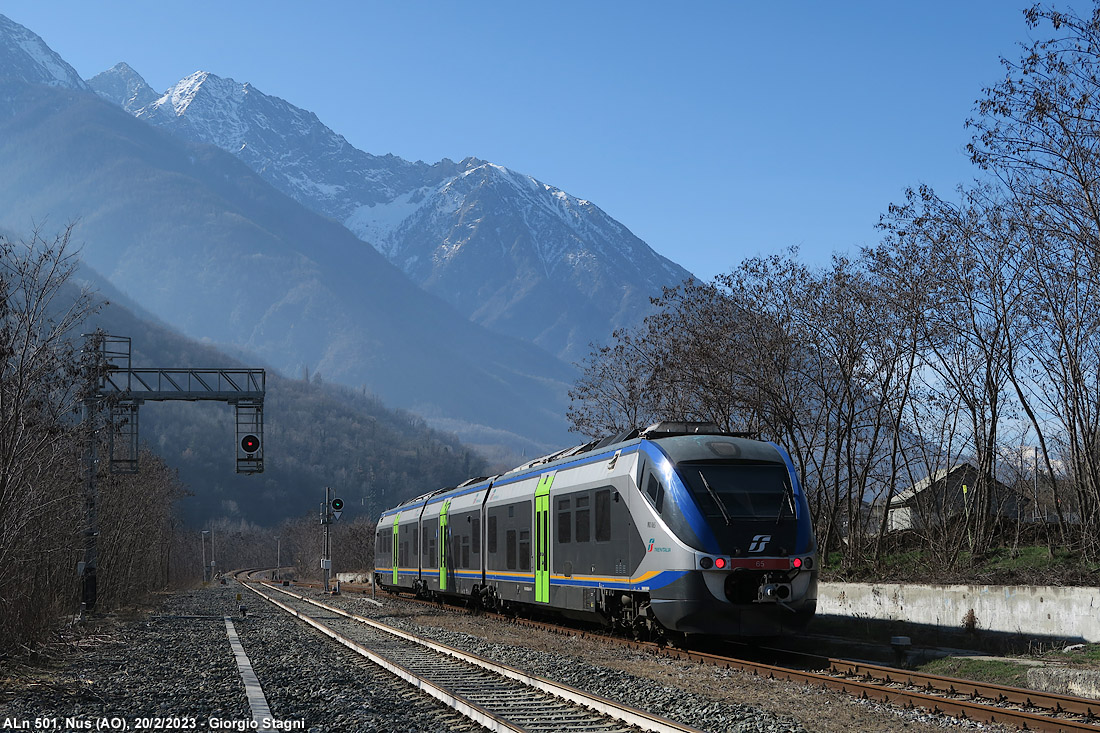 Val d'Aosta 2023 - Prima dei fili - Nus.
