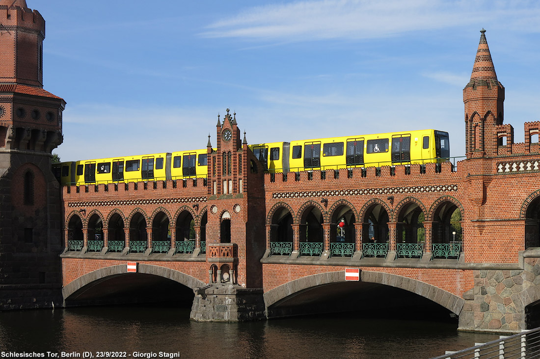 Berlino - Oberbaumbrcke.