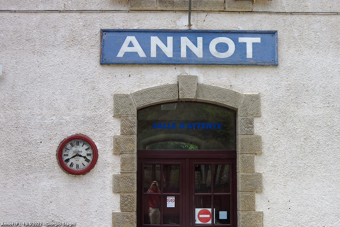 I fabbricati e altri rotabili - Annot.