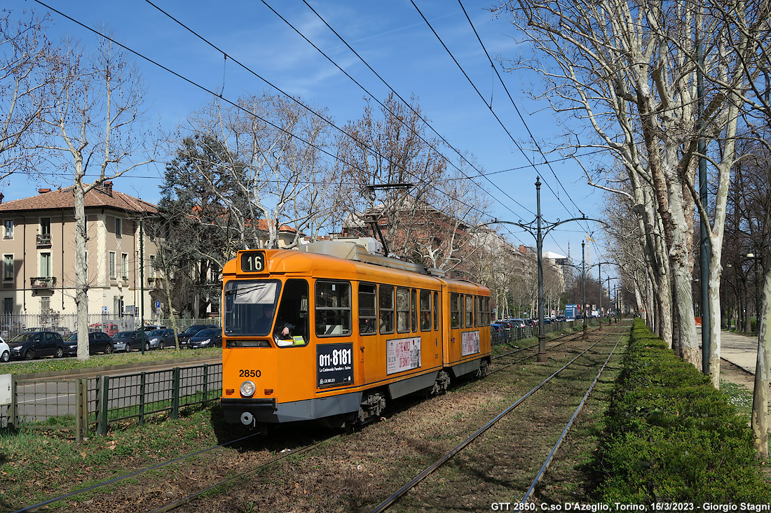 Torino tutto in un giorno - C.so Massimo D'Azeglio.
