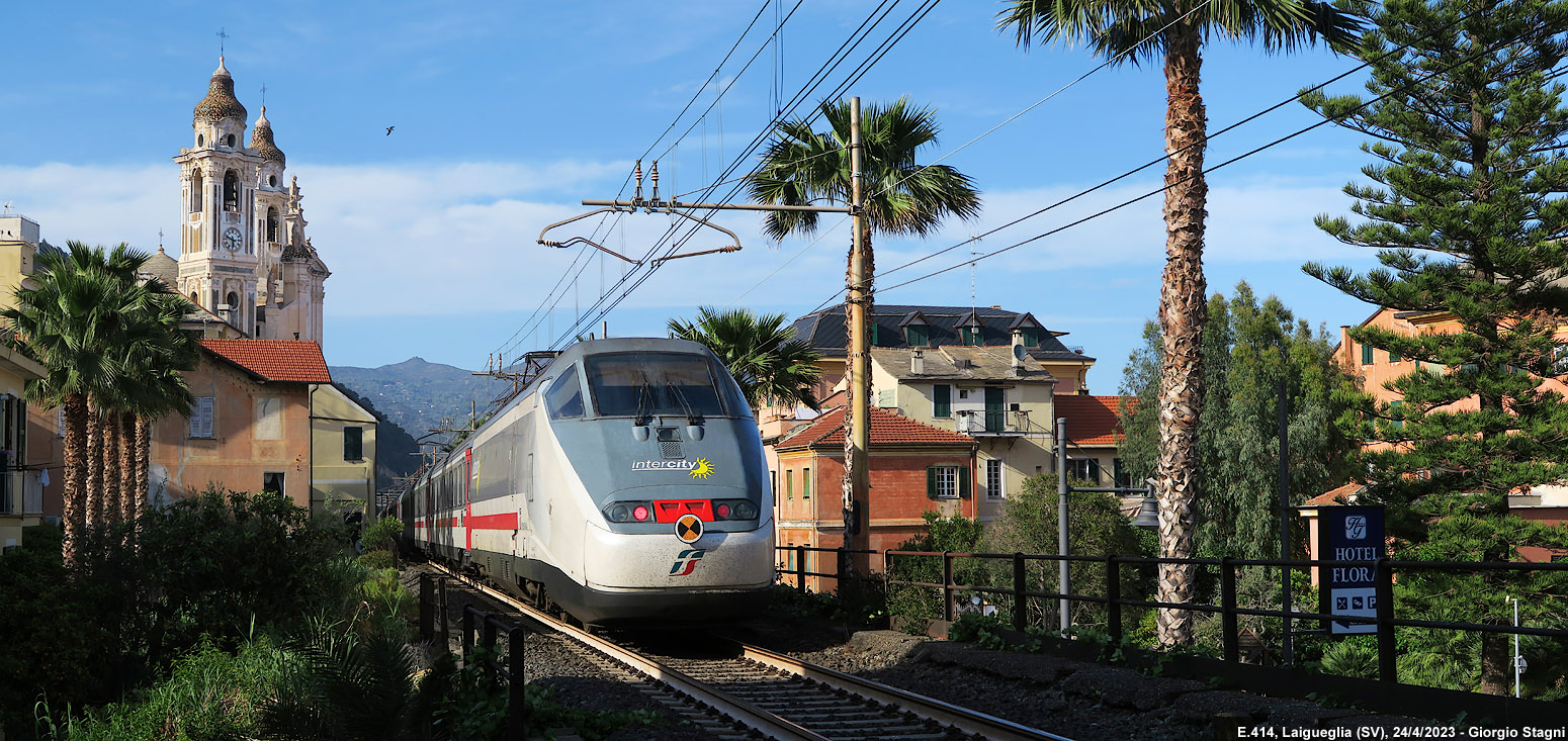 Aprile in riviera - Laigueglia.