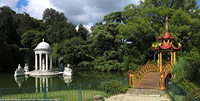 Villa Durazzo-Pallavicini - Tempio di Diana e Ponte Cinese.
