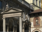 Milano, cose meno note - P.za Mercanti.