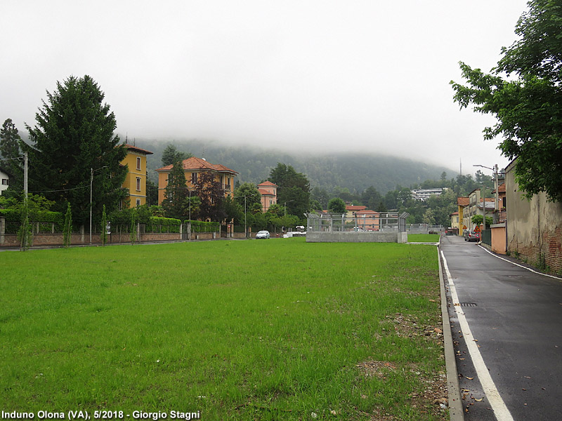 Cemento, business, squallore - Induno Olona.