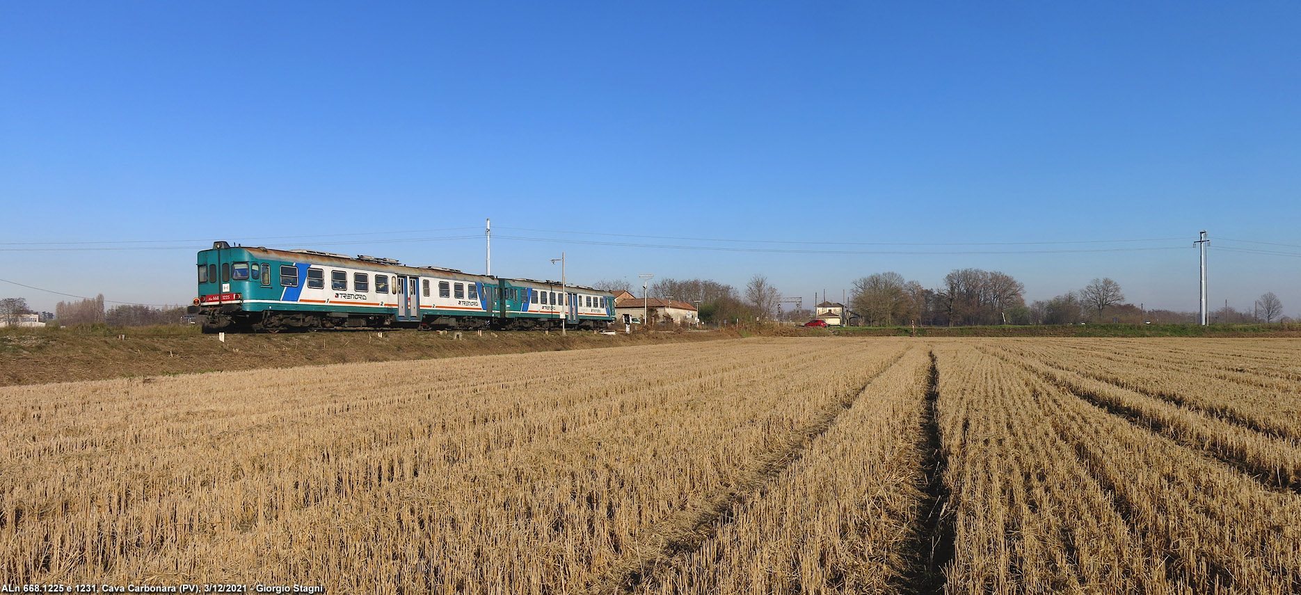 La terra e la ferrovia - Cava Carbonara.