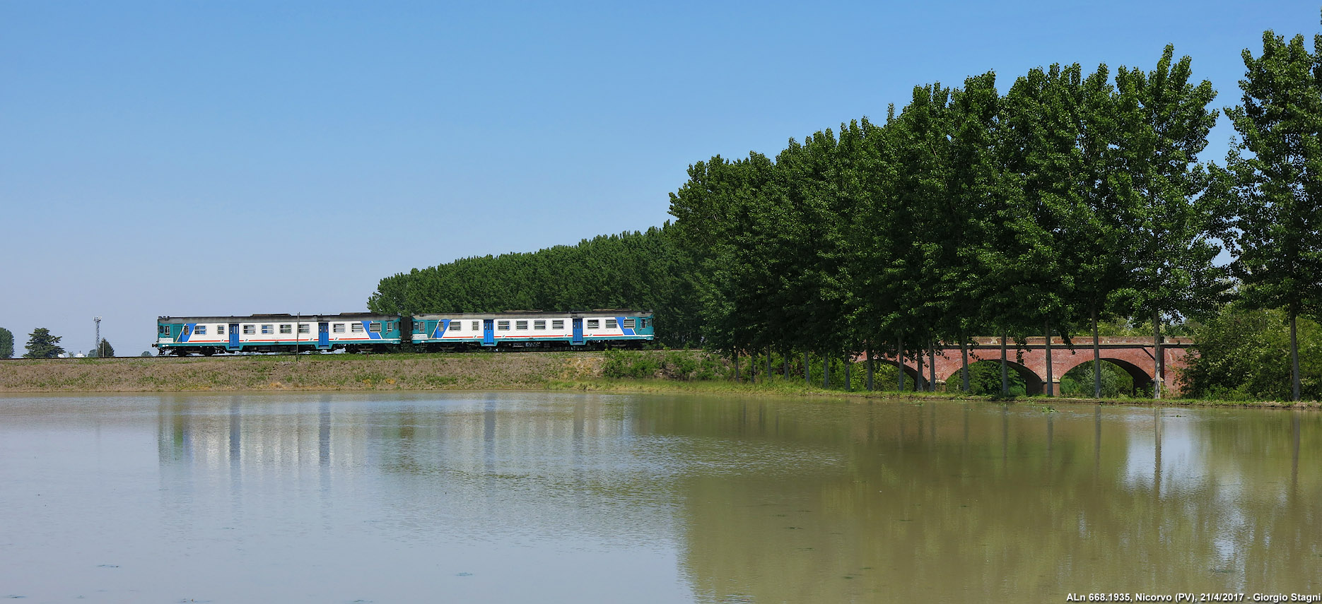 La terra e la ferrovia - Nicorvo.
