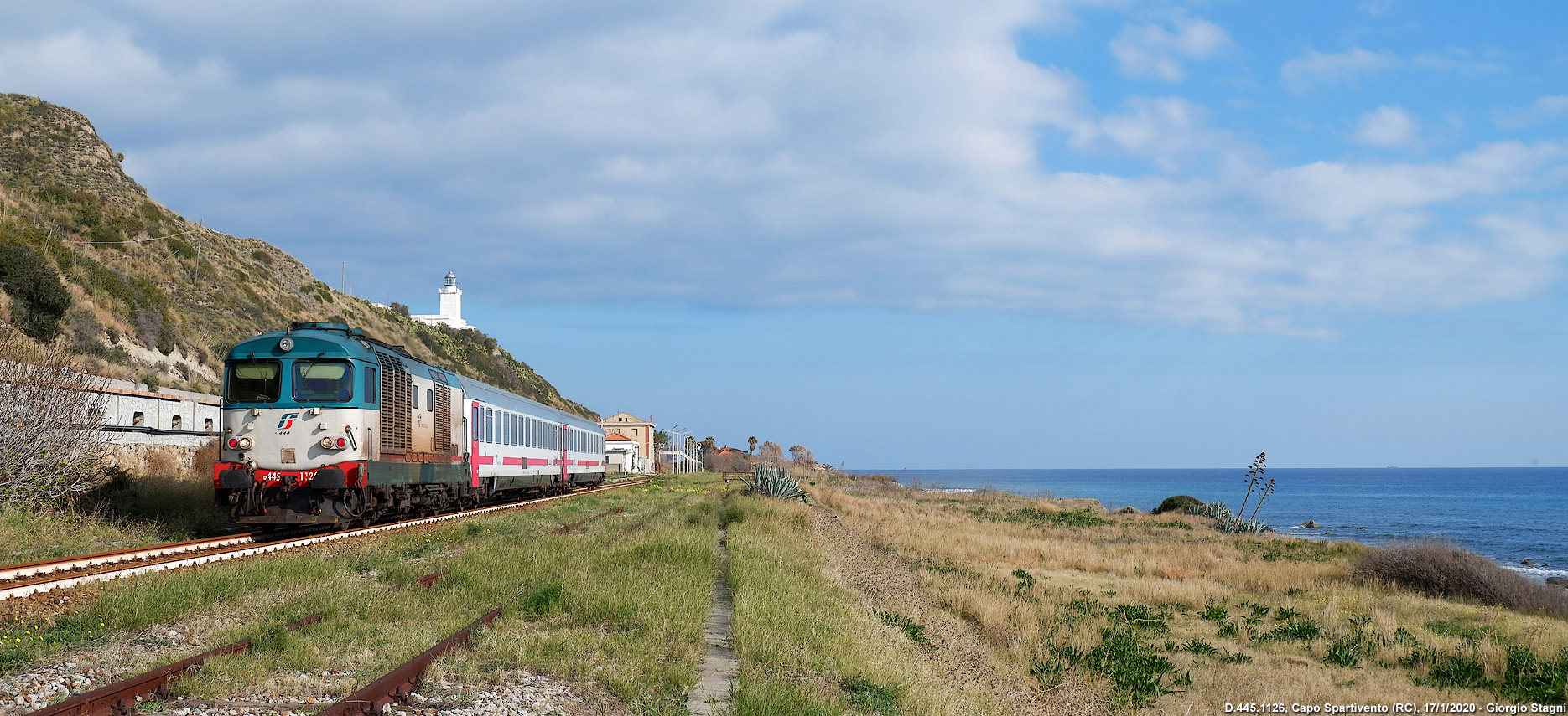 Verso Sud - Capo Spartivento.