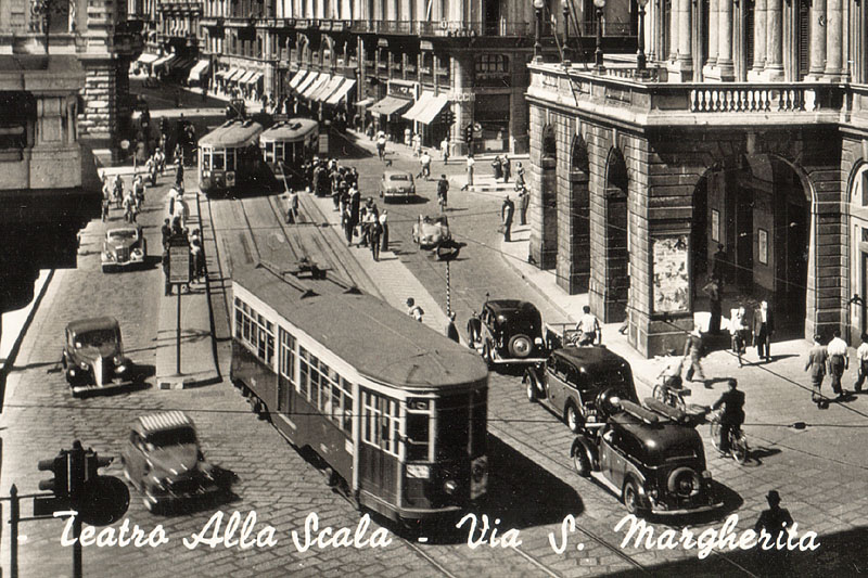 Particolari ingranditi - Piazza della Scala