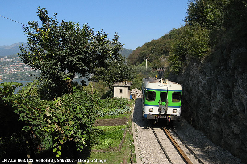 Stagioni sul lago d'Iseo - Estate.
