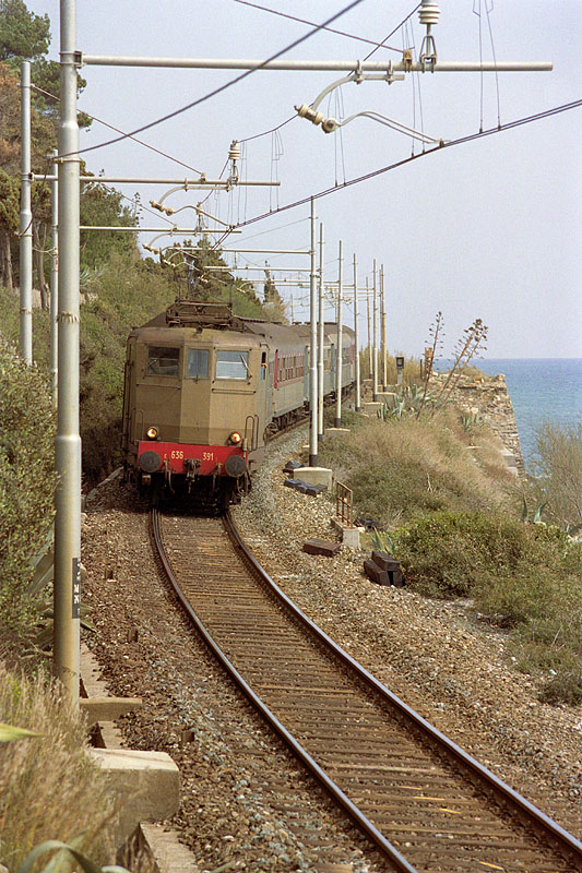 Classic Riviera - Aregai.