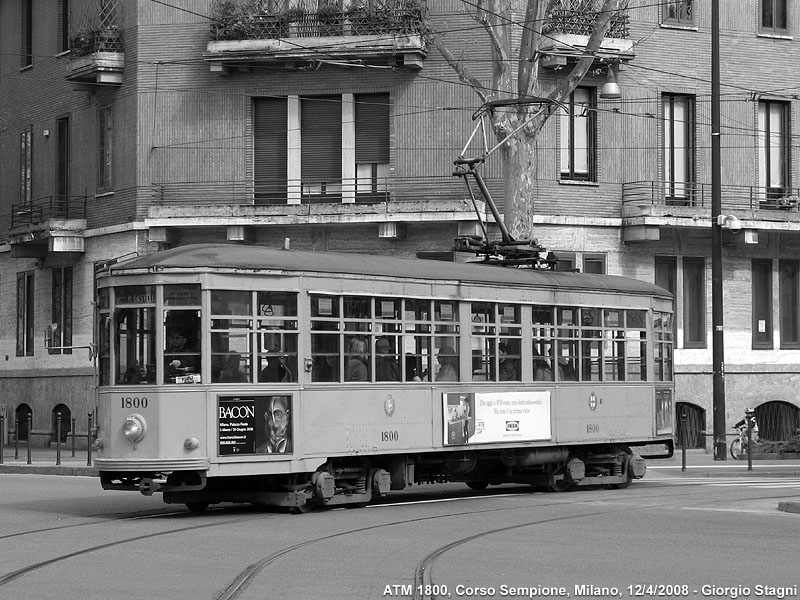 Bianco e nero - Corso Sempione.
