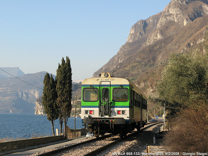 Il lago d'inverno. - Marone.