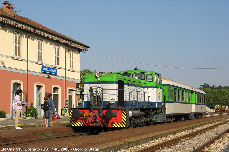 Andirivieni di locomotive - Bornato.