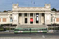 Tram a Roma - Piazza Thordwalsen.