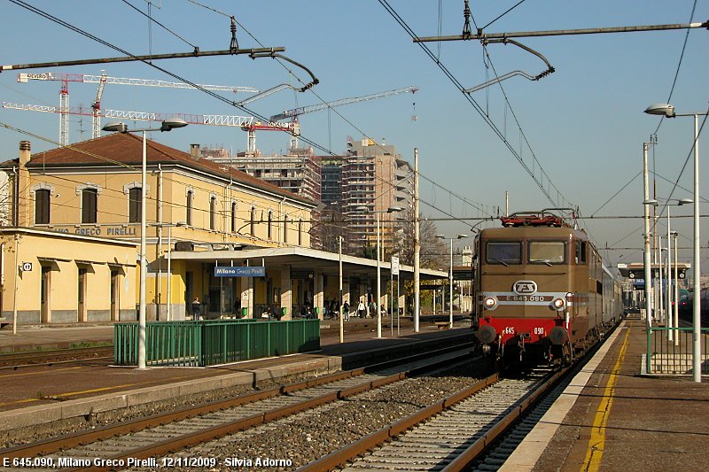 E.645.090 - Milano Greco Pirelli.
