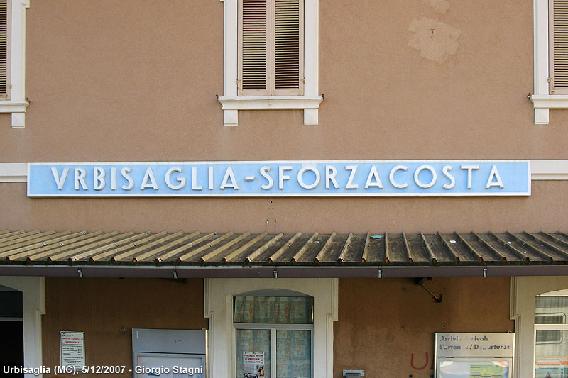 Iscrizioni sulla parete - Urbisaglia.