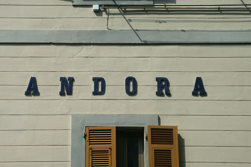 Iscrizioni sulla parete - Andora.