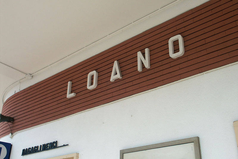 Iscrizioni sulla parete - Loano.
