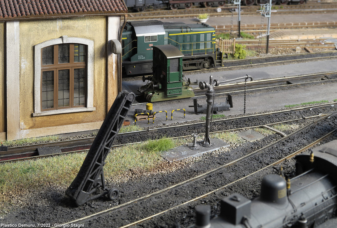 Plastico Demuru - Deposito locomotive.