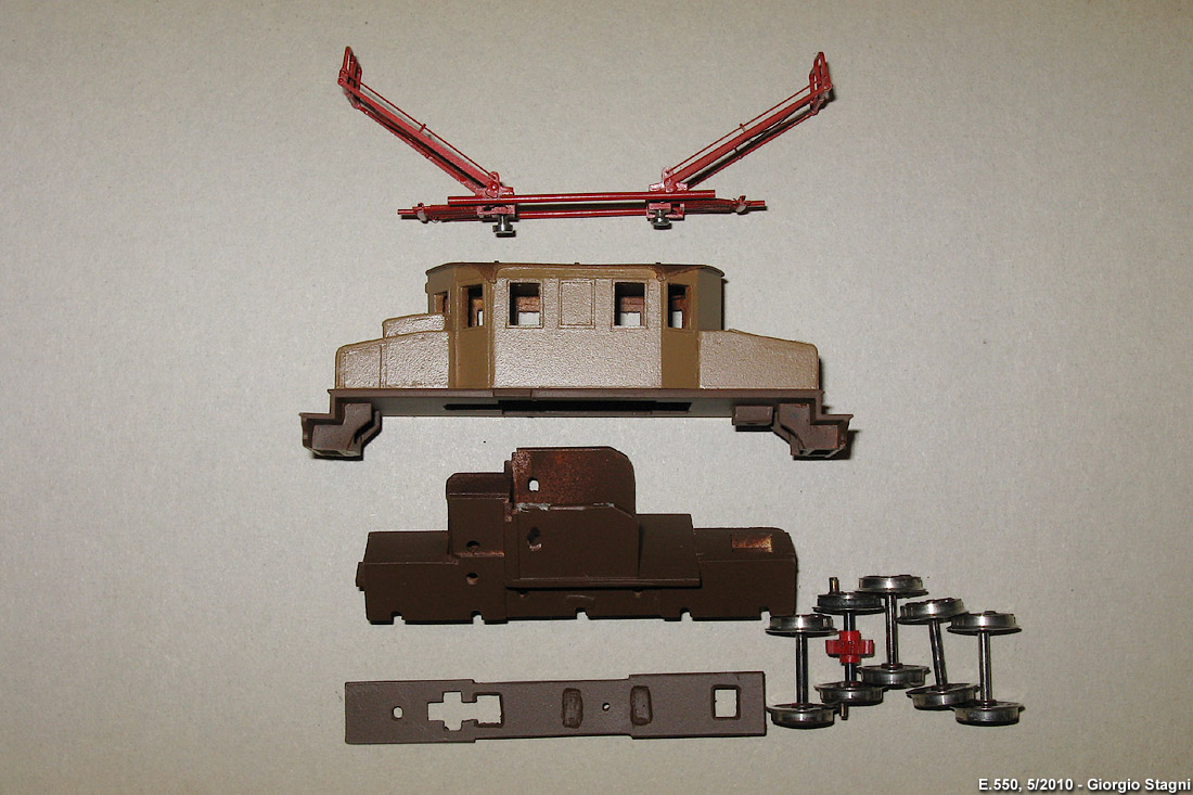 La costruzione - Assemblaggio E.550.